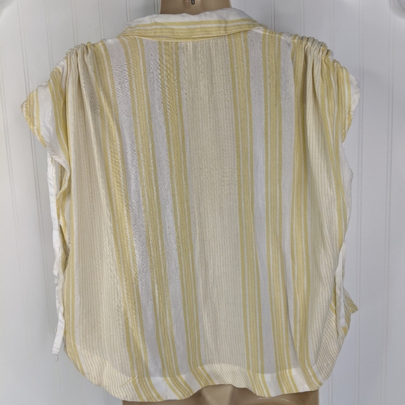 FREE PEOPLE Baby Blues Cinch Sleeve Button Down Sz S - Picture 9 of 12